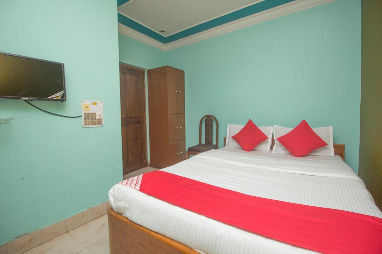 Oyo 48133 Hotel Payel Māldah Esterno foto